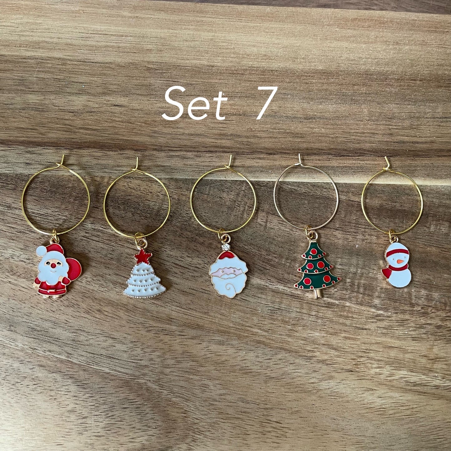 Christmas Gold 25mm Wine Glass Charm Rings with Enamel Gold Charms