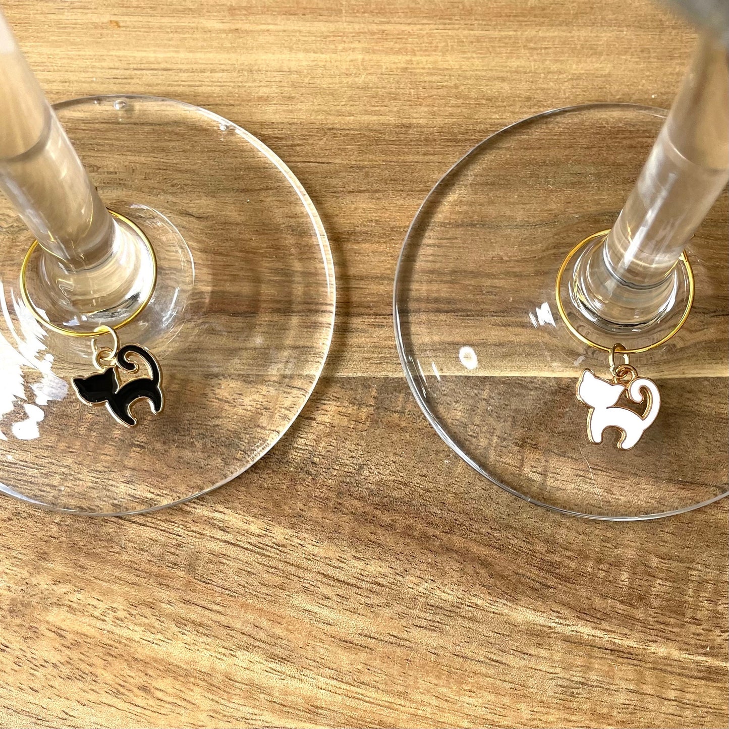 Individual Gold Cat 20mm Wine Glass Charm Rings