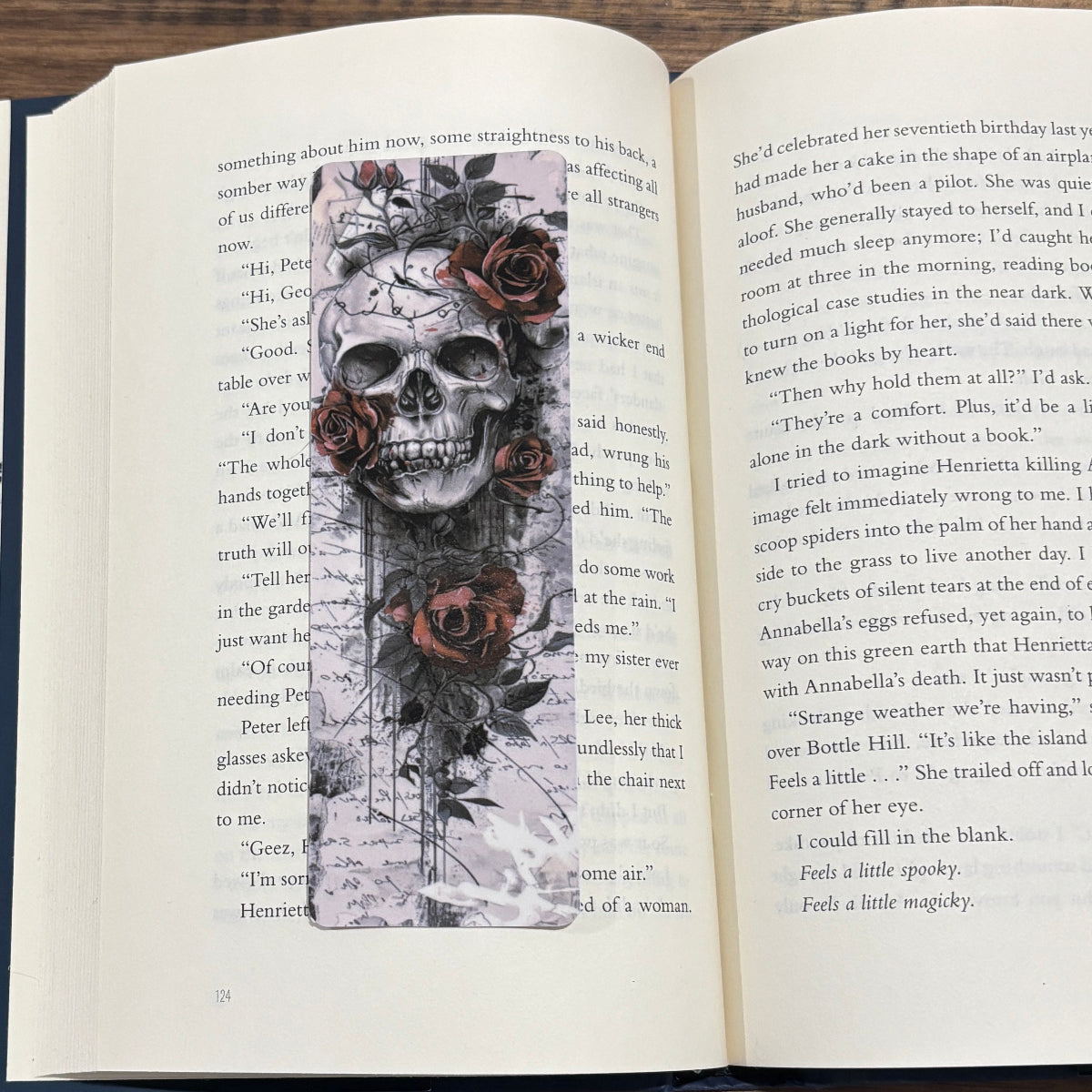 skull and roses on bookmark