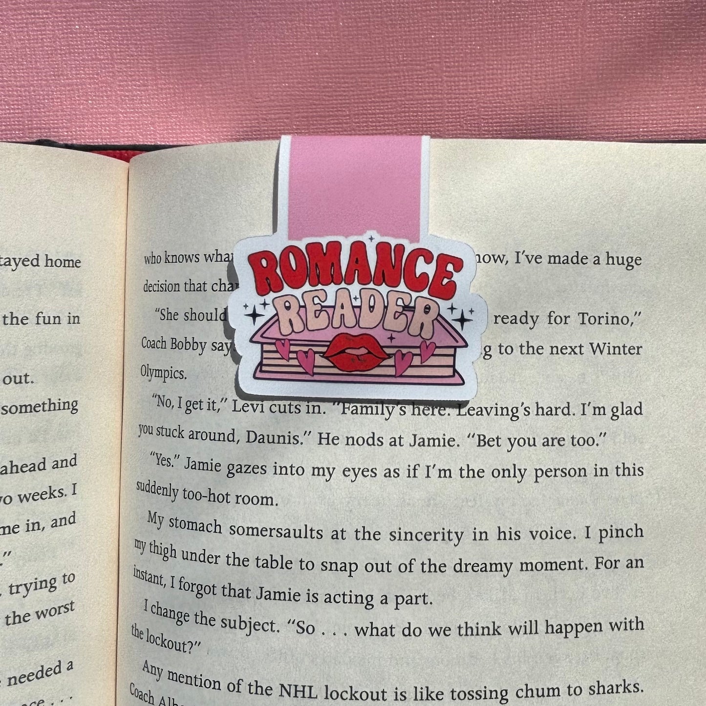 Romance Reader Magnetic Bookmark