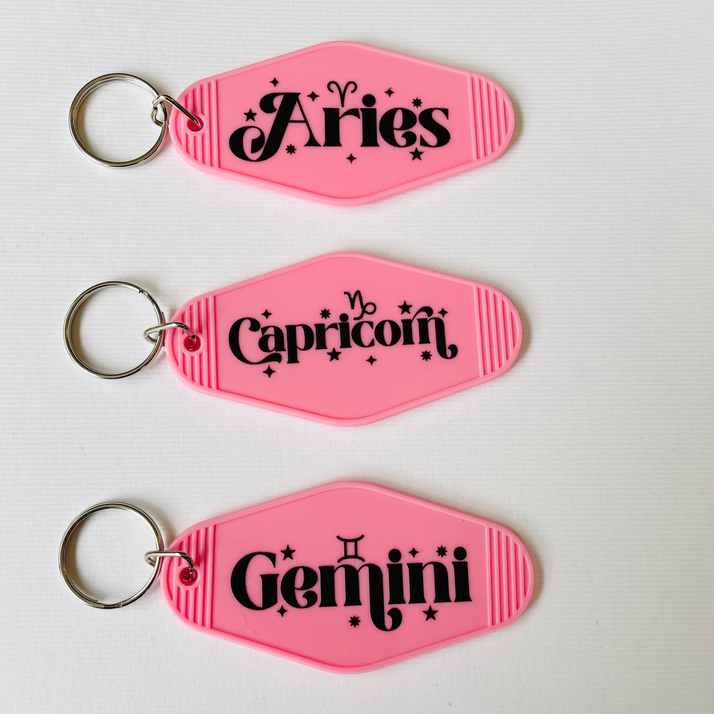 Hotel / Motel Retro Keychain with UV DTF images - Star Signs
