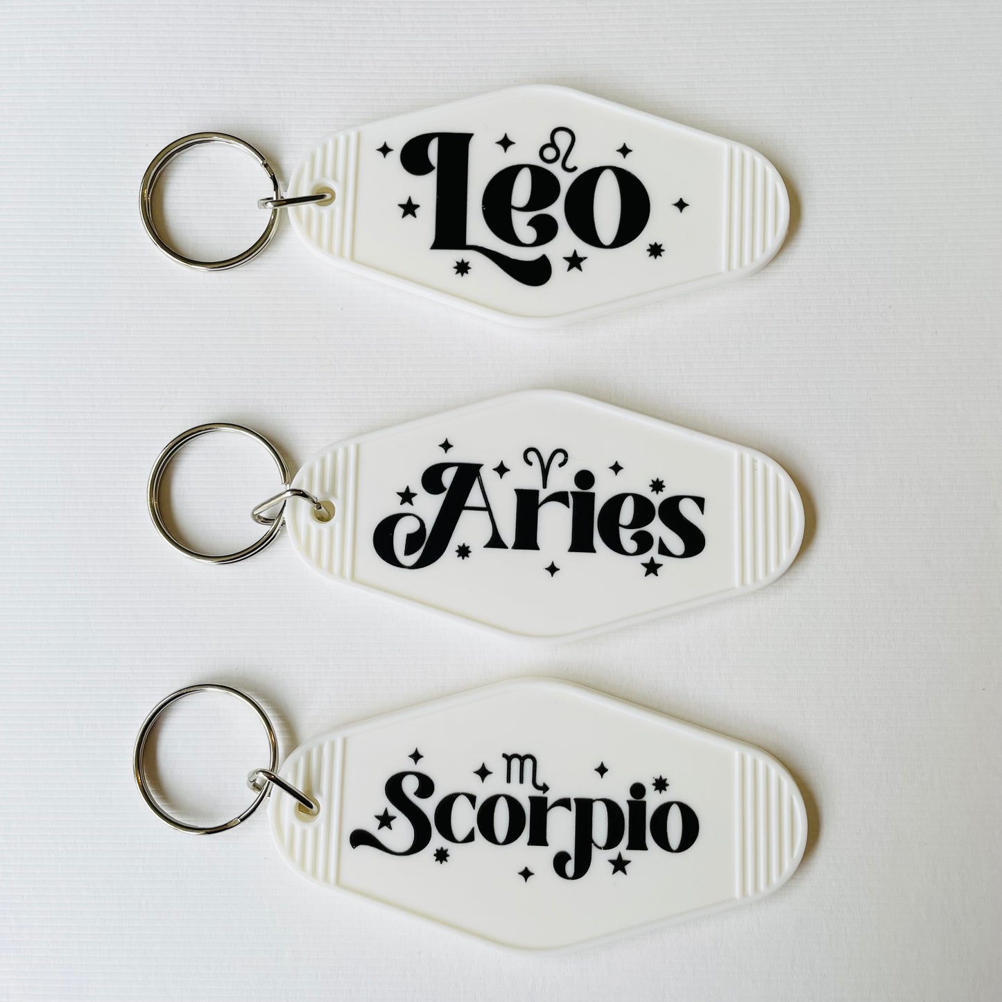 Hotel / Motel Retro Keychain with UV DTF images - Star Signs