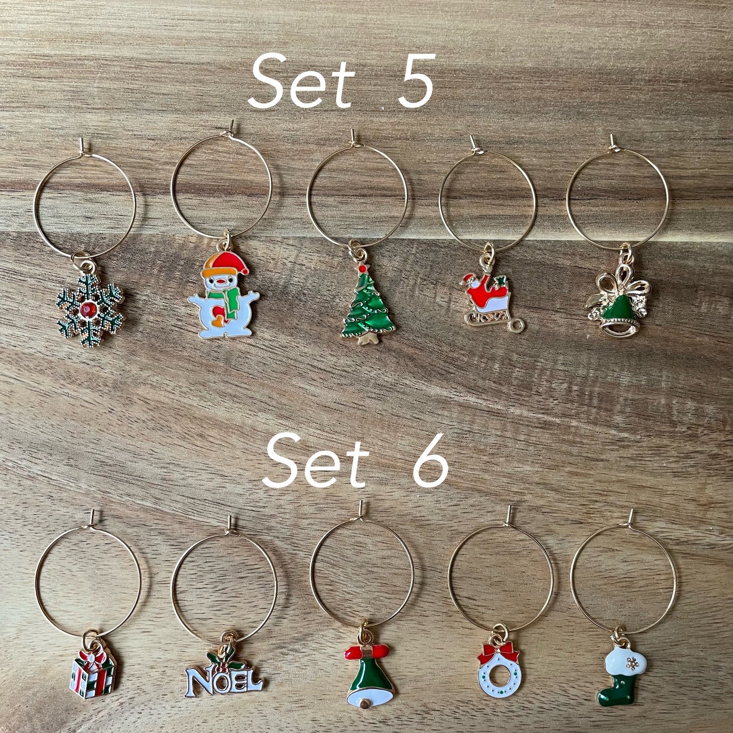 Christmas Gold 25mm Wine Glass Charm Rings with Enamel Gold Charms
