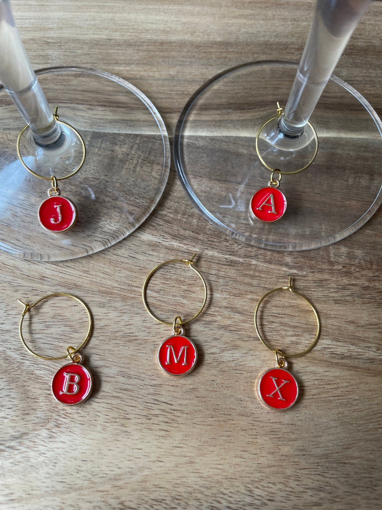 RED Individual Gold 25mm Wine Glass Charm Rings with Alphabet Charm