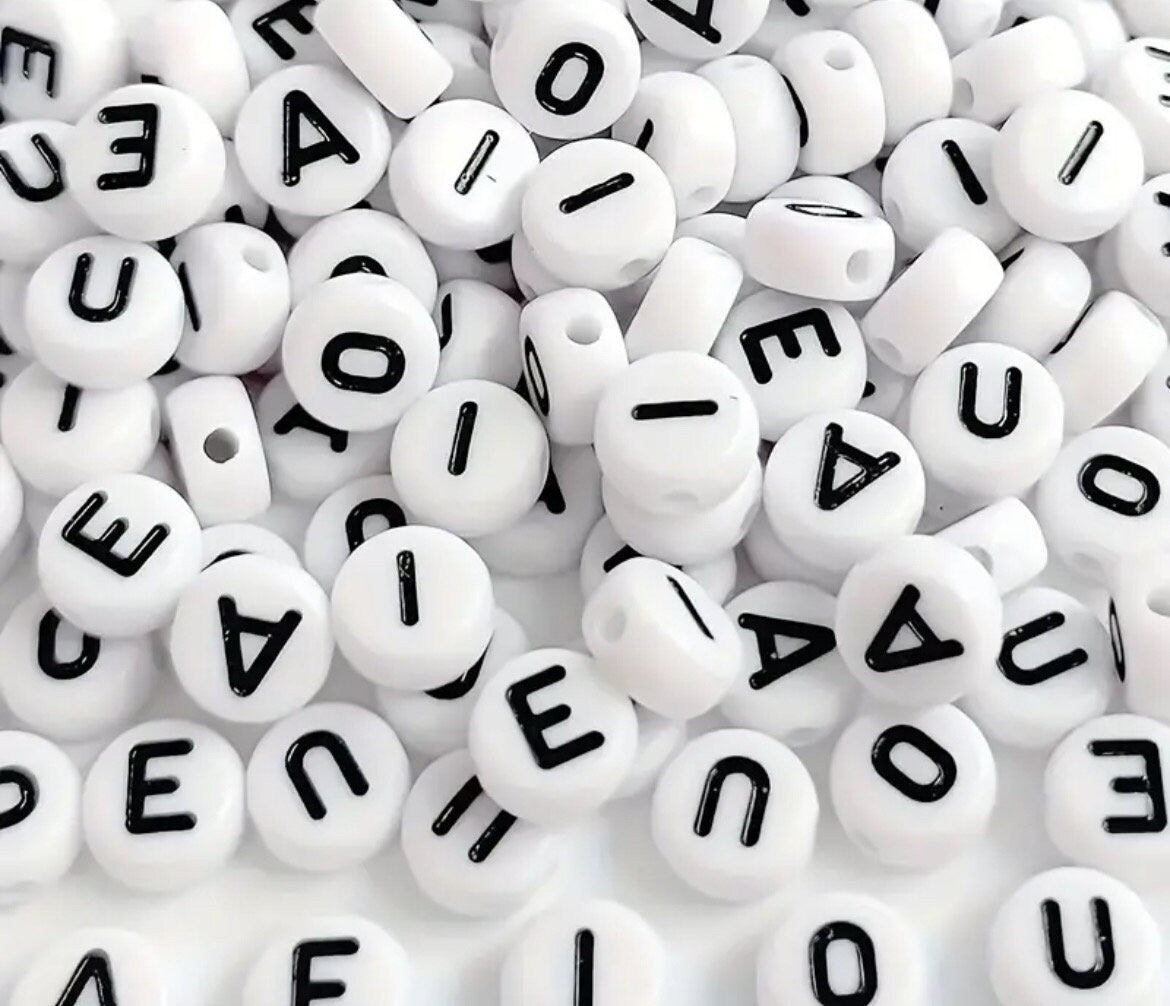 White with Black Letters Personalise Individual Silver or Gold Wine Glass Charm Rings with Letter Beads